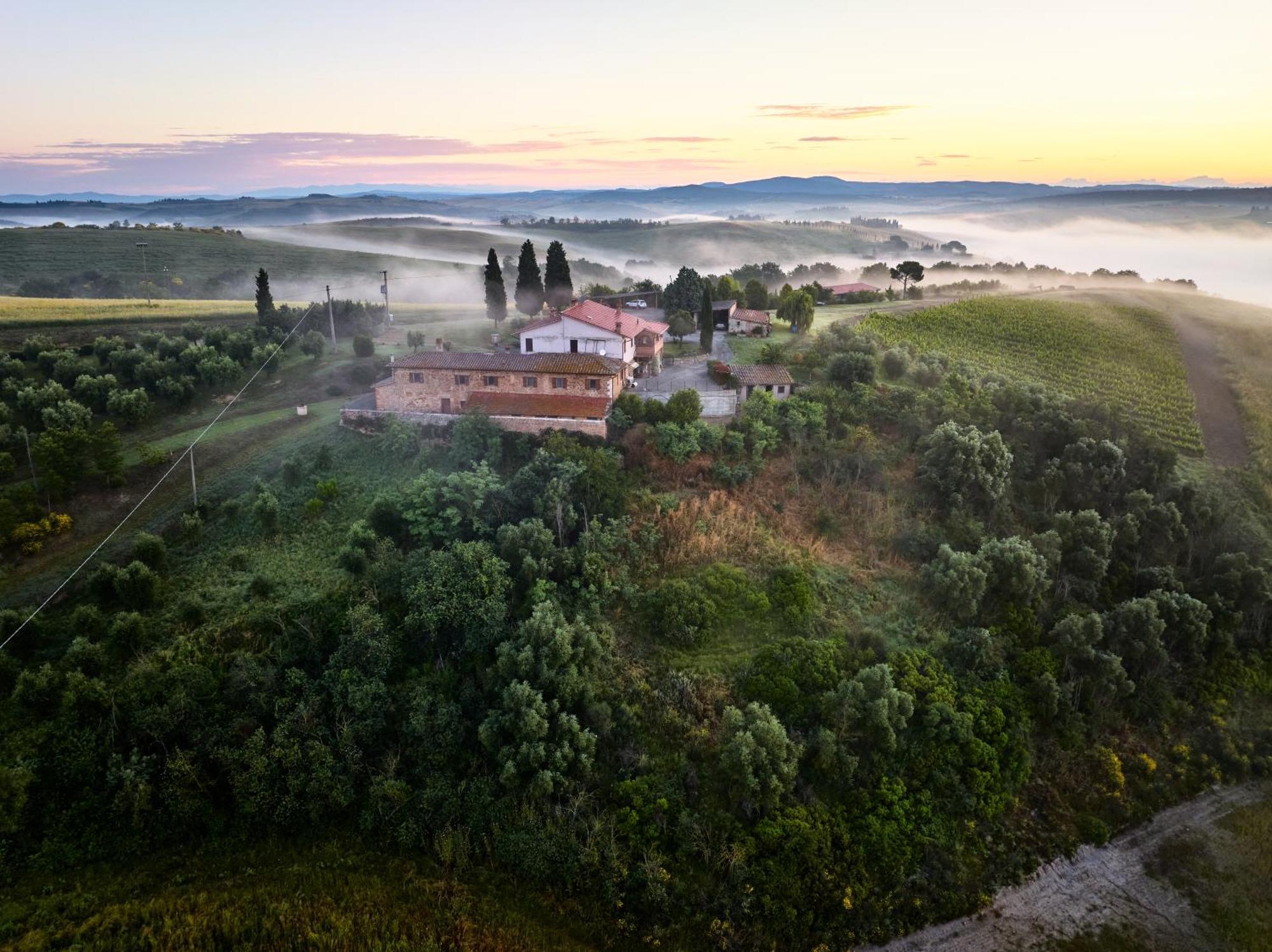 Agriturismo La Buca Di Bellugi San Quirico dʼOrcia Extérieur photo