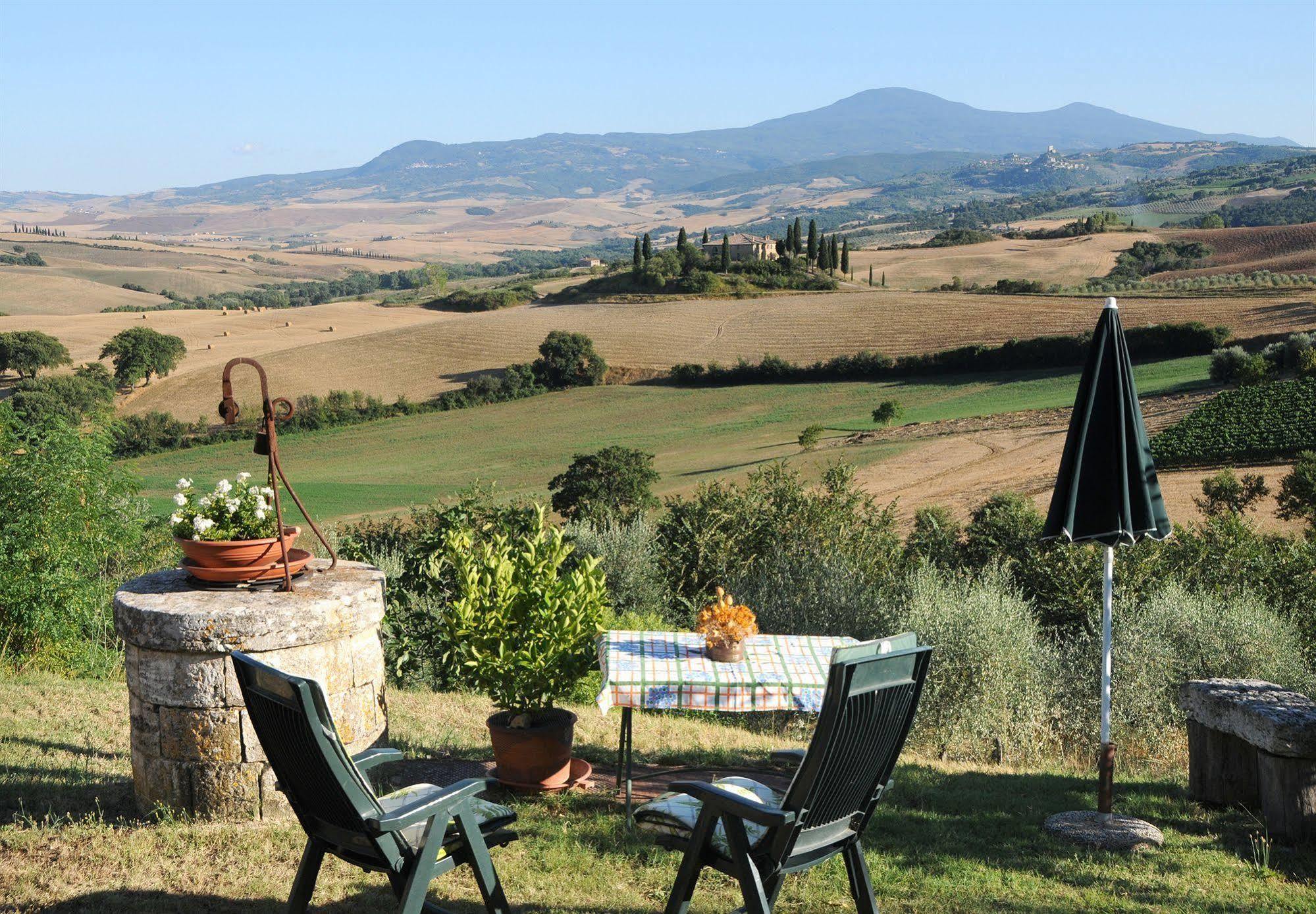 Agriturismo La Buca Di Bellugi San Quirico dʼOrcia Extérieur photo